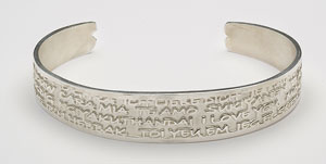 'I Love You' Multi-Lingual Bangle BCT212