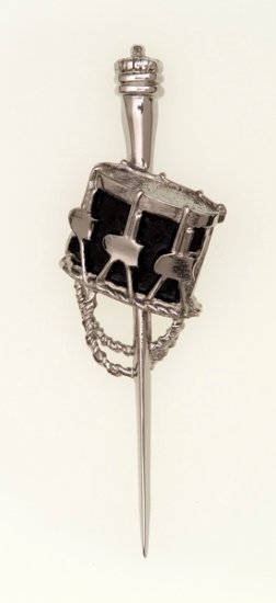 Drum Kilt Pin