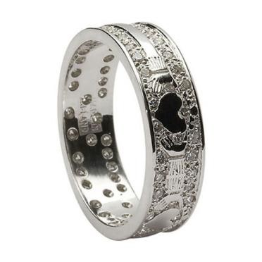 Mens Diamond Pavee Claddagh Band WED6