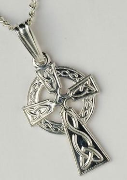 Traditional Celtic Cross Small Pendant C450 Silver