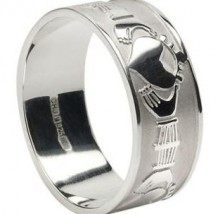 Mens Extra Wide Claddagh Band WED263