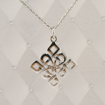 Diamond-Knot Silver Pendant - JSP003