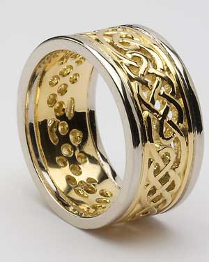 Mens Claddagh Celtic Band with Trims WED246