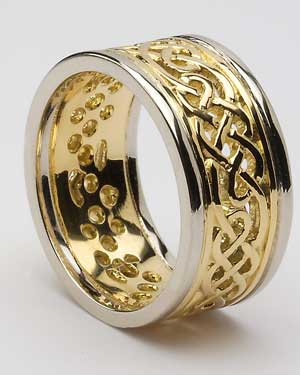 Gents Celtic Panel Closed Band WED285